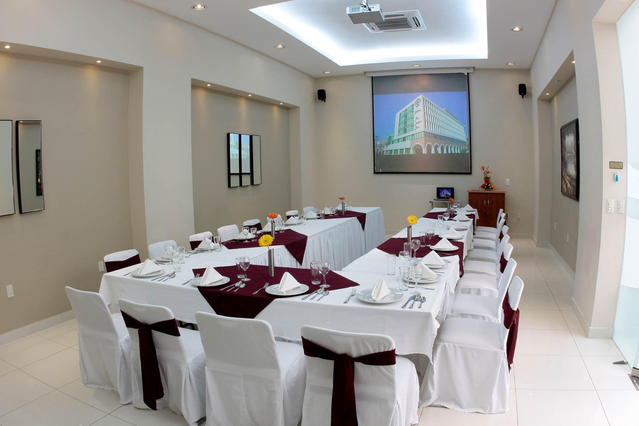 Hotel Fray Junipero Serra Tepic Εξωτερικό φωτογραφία