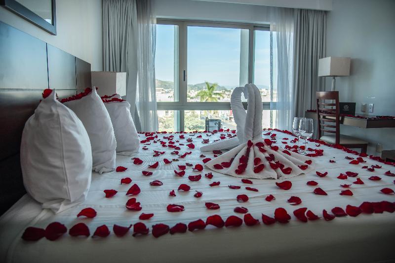 Hotel Fray Junipero Serra Tepic Εξωτερικό φωτογραφία